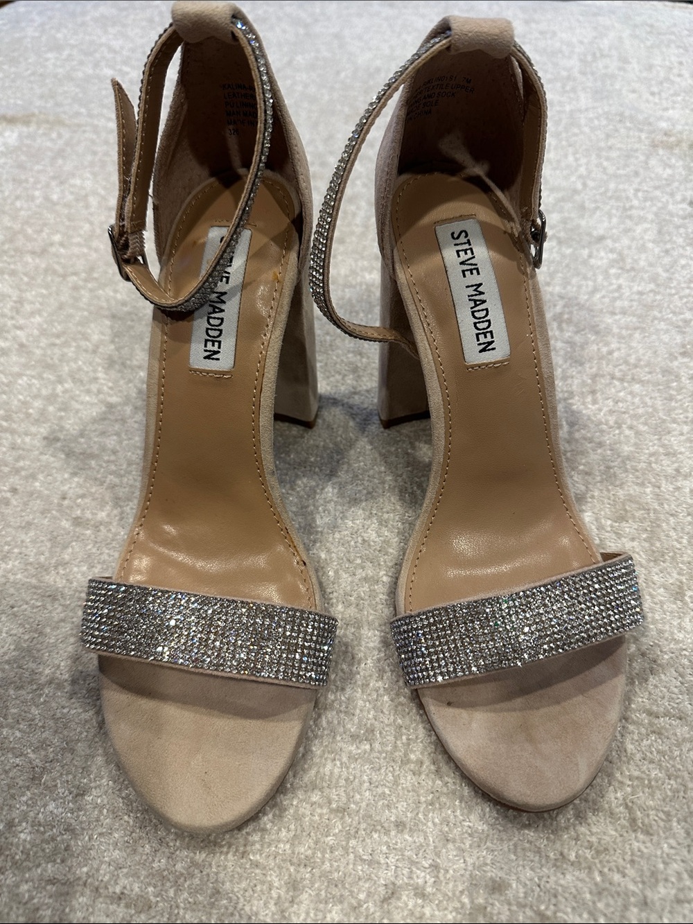 New- never used Steve Madden soft pink  Block Heel Sandals with Rhinestone Strap